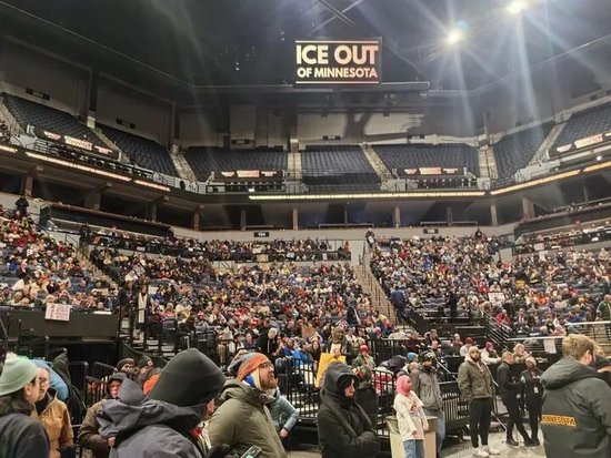 特朗普“退”了一步?