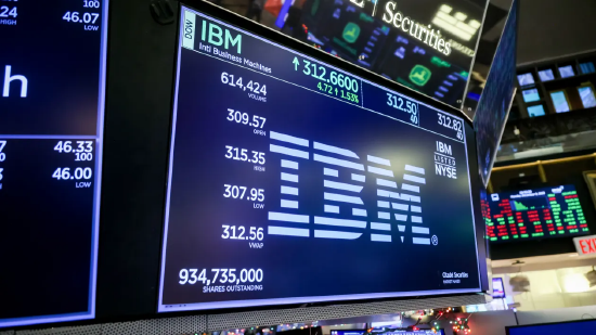 IBM成AI最新受害者!受Anthropic编程语言威胁,股价暴跌11%