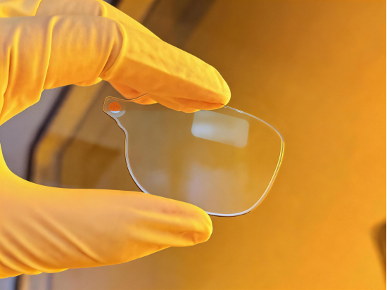 MWC 2026：科大讯飞40克AR翻译眼镜问世，中国光学厂商定义AR“硬指标”