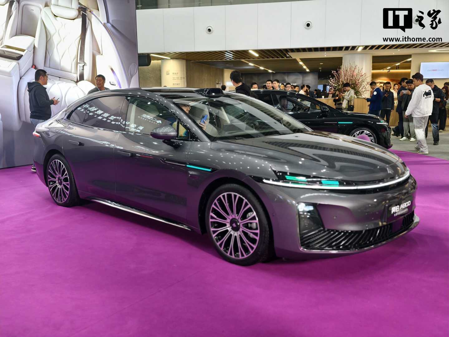 广汽昊铂 A800 豪华轿车上市：华为乾崑 ADS 4.1 加持，置换补贴价 16.48 万-27.48 万元