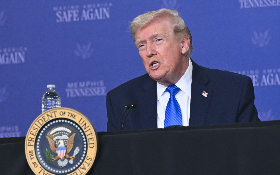 特朗普称正就达成更广泛协议与伊朗磋商