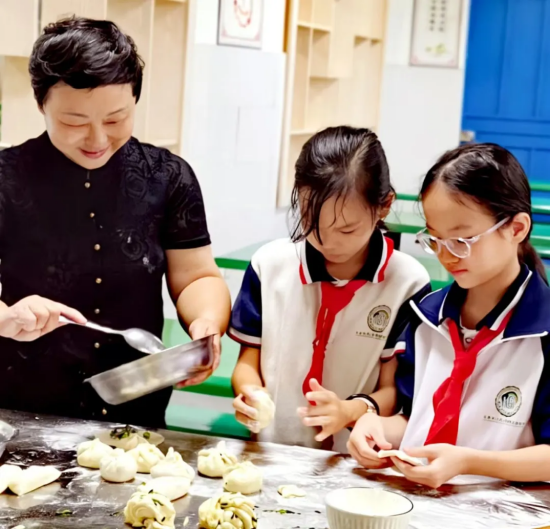 大茅村的她给余华写了一封信