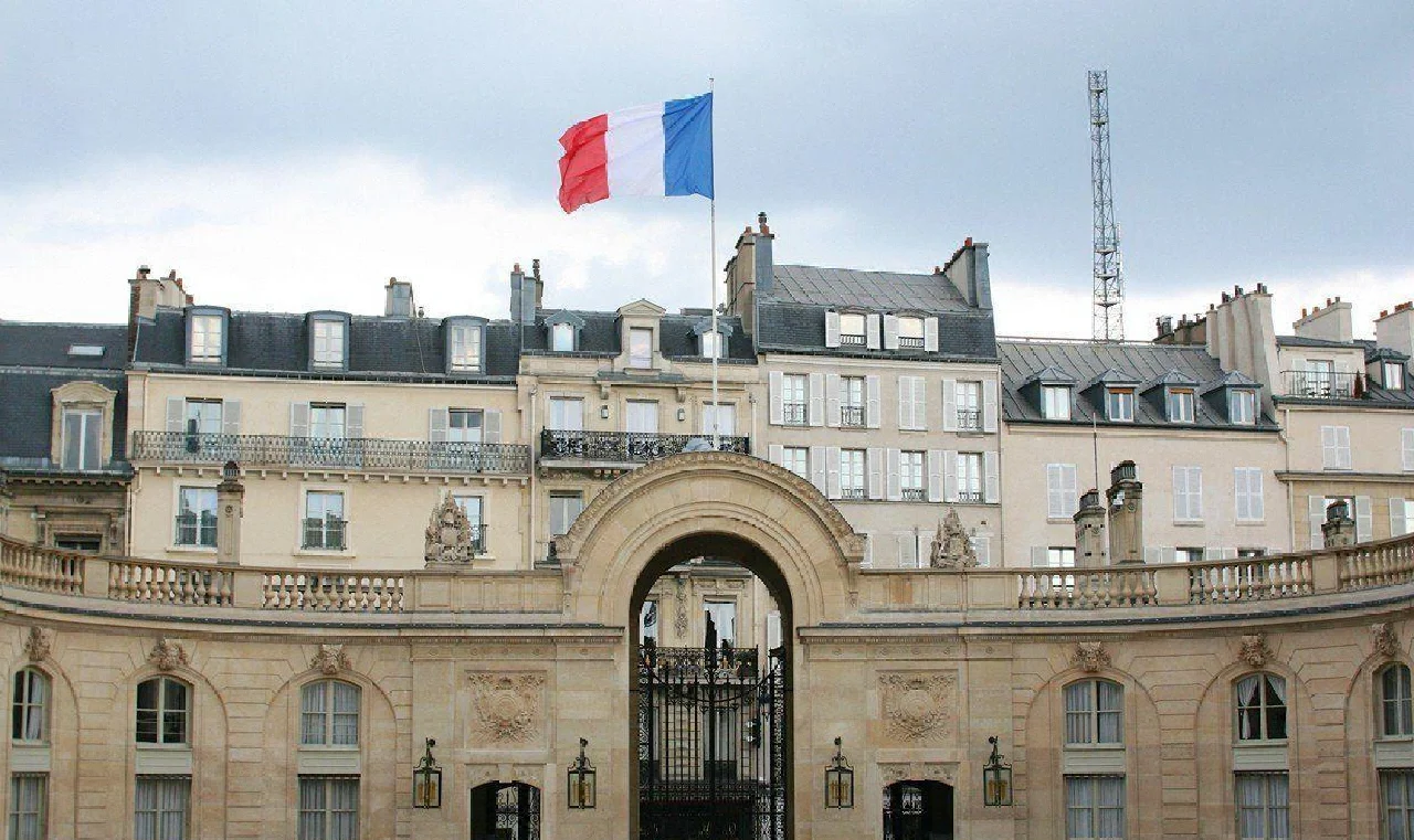 法国称未改变美军机飞越领空政策 对特朗普言论表示“惊讶”