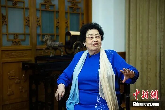 “猪八戒”马德华将送别陈丽华:大姐非常好非常有爱心,各方面都非常优秀,她为紫檀事业作出很大贡献,她的离去让我们很悲痛