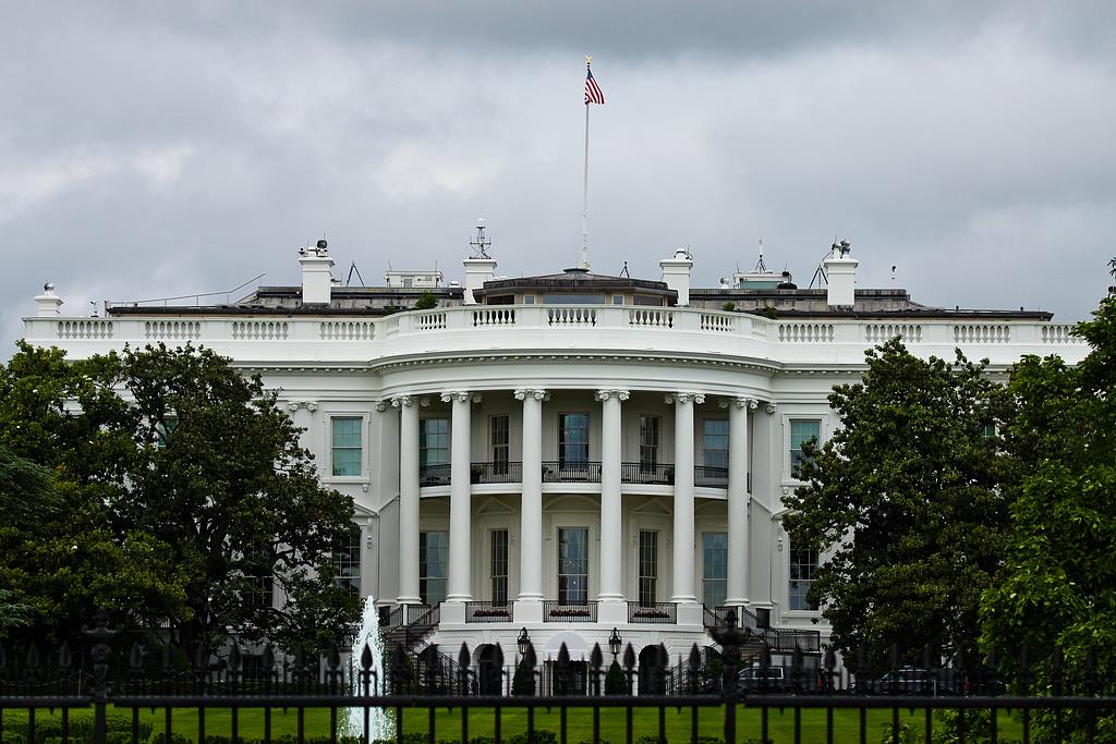 白宫：特朗普认为北约未通过“考验” 将与吕特讨论“退群”