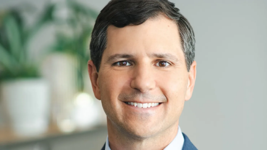 Zillow首席执行官:成功并非靠线性职业路径,更像是一座“攀爬架”