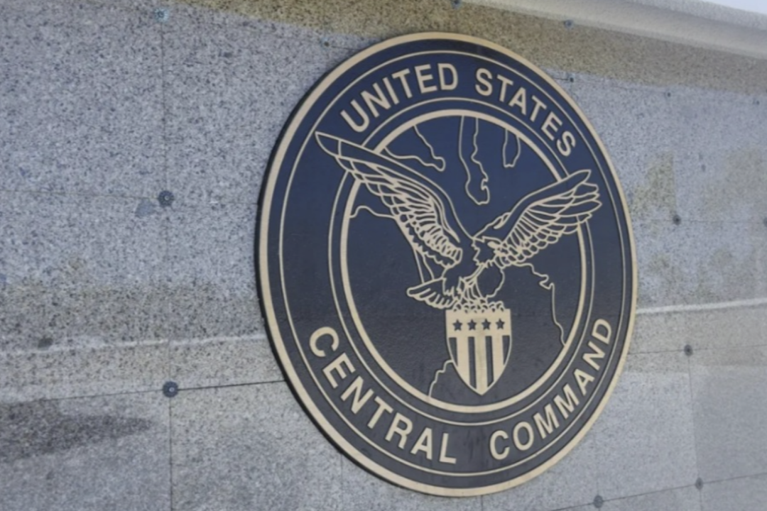 上万美军封锁霍尔木兹海峡,美伊48小时内或重启谈判!