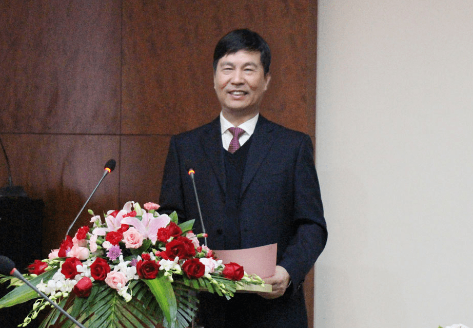 狂赚1000亿！宁德时代2万亿背后，藏着一位江苏传奇50后