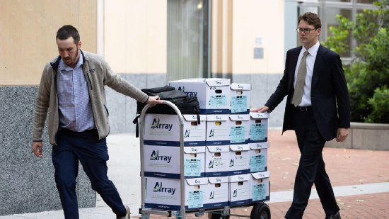 AI 世纪对决开庭，马斯克在OpenAI审判中出庭作证