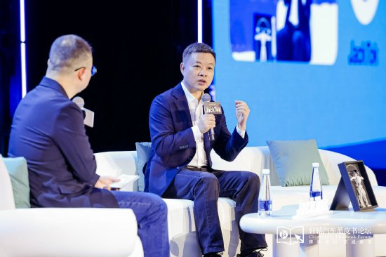 何小鹏谈自动驾驶:2028年实现L4概率极高,2030年或见L5雏形