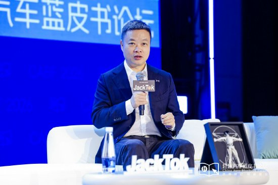 何小鹏:小鹏GX今年广州运营,2027年将推更经济Robotaxi版