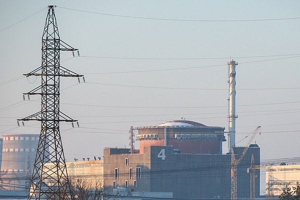 扎波罗热核电站运输车间遭乌军炮击