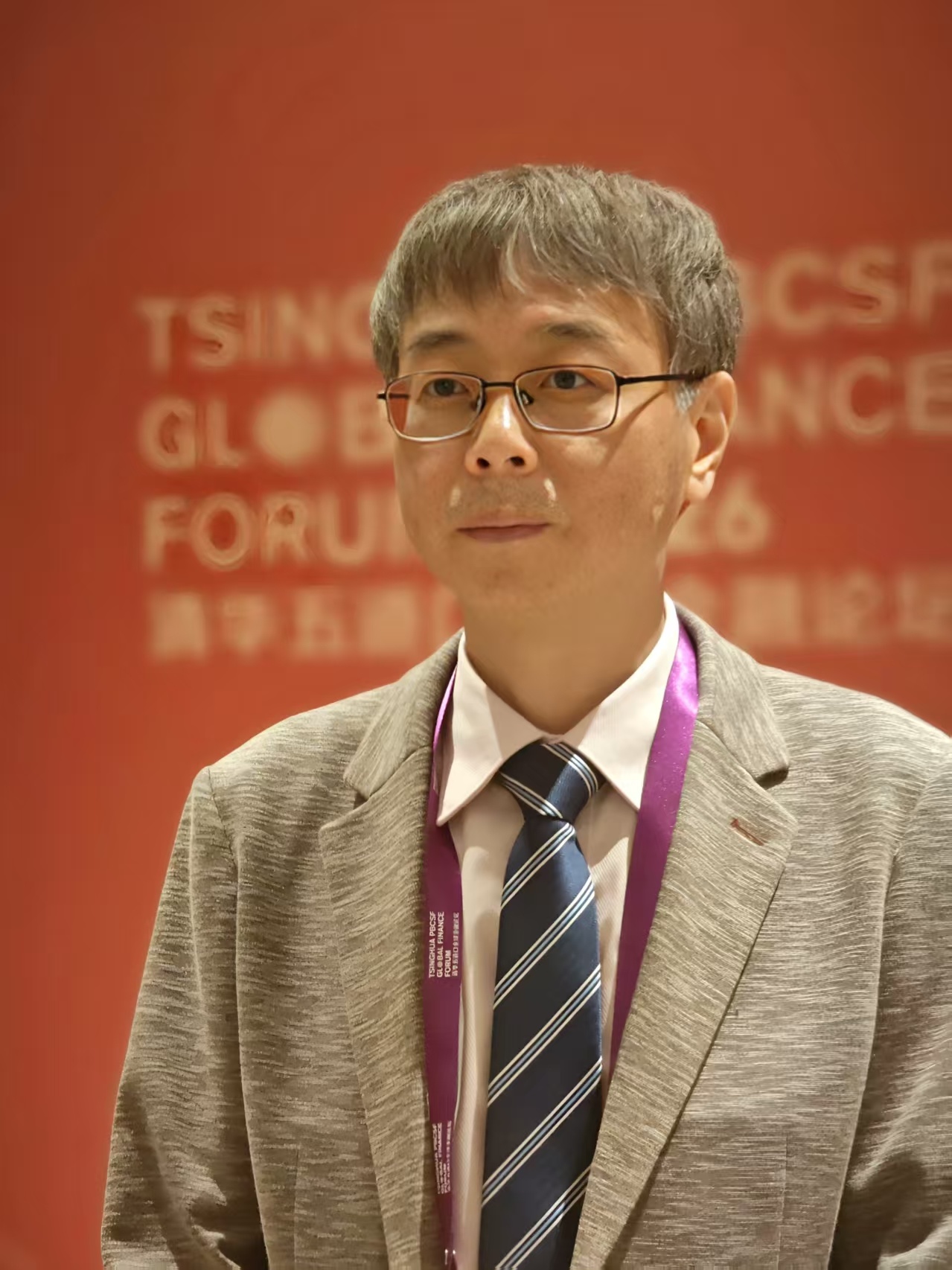五道口金融学院讲席教授施康：中国是全球为数不多的确定性力量，人民币国际化不是挑战美元而是做有益补充
